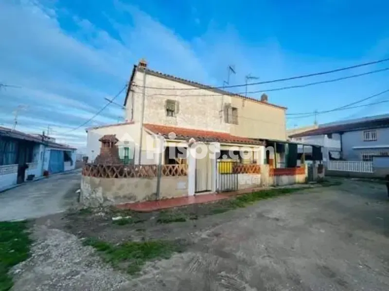 Esterno - Chalet with Terrace in Malpartida de Cáceres