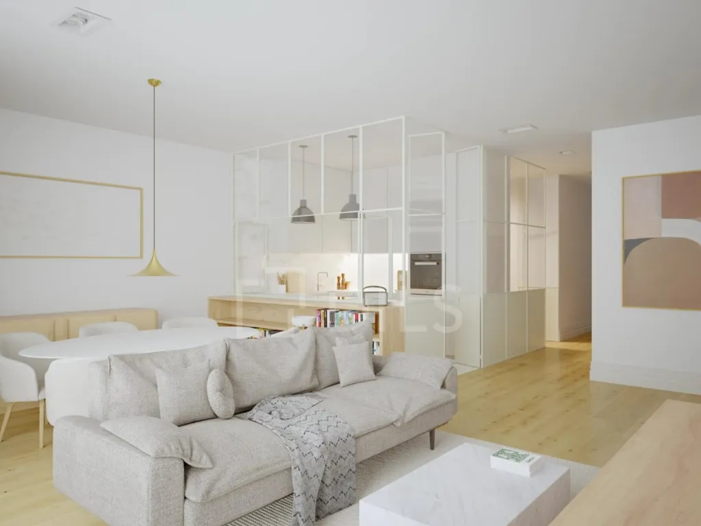 T1 Apartment with Balcony in Porto