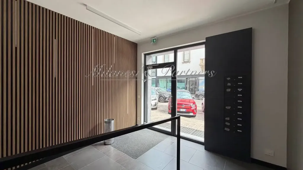 hallway_entrance