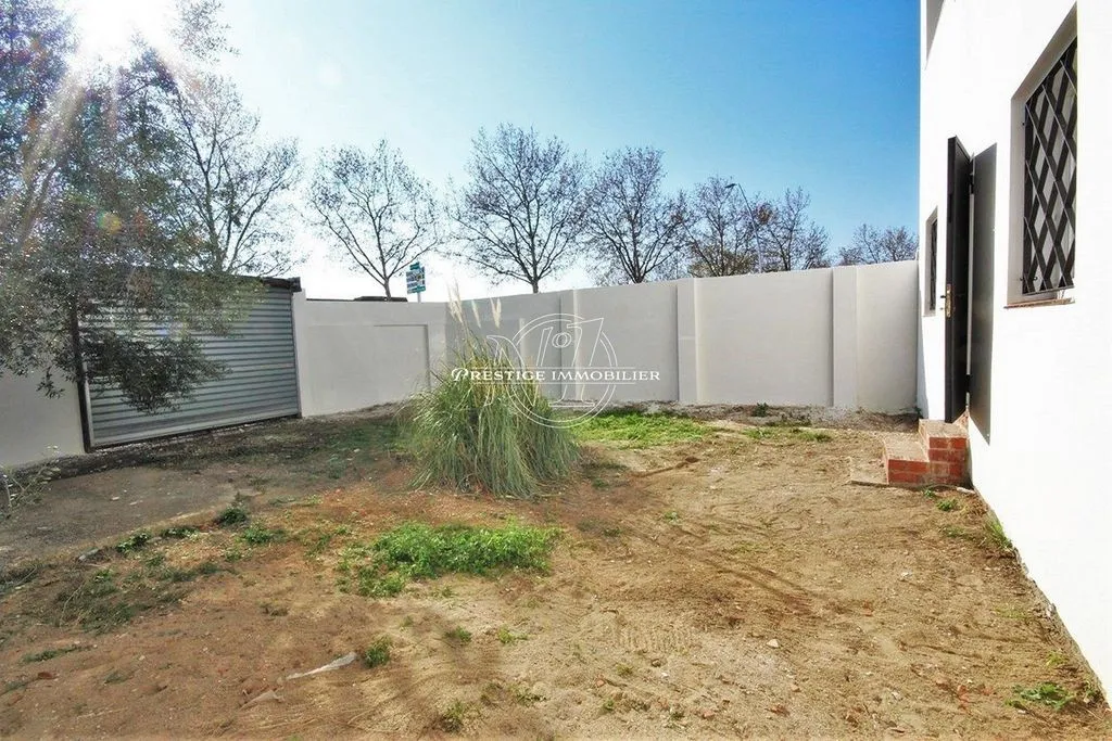 Aed - Luxury Apartments with Commercial Space in Roses