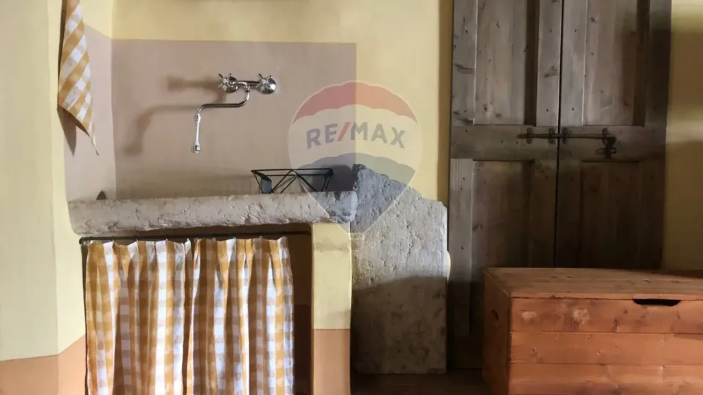 Buanderie - Medieval Rustico with Income Potential in Monzambano
