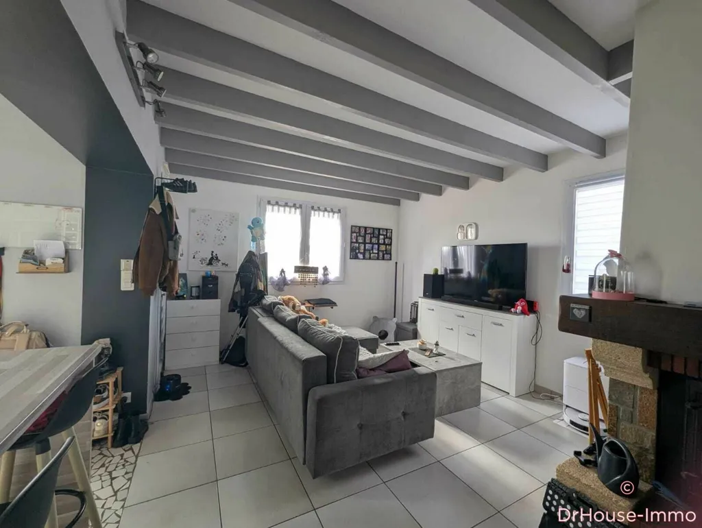 Living Room - 6-Piece House with Garden in Lège