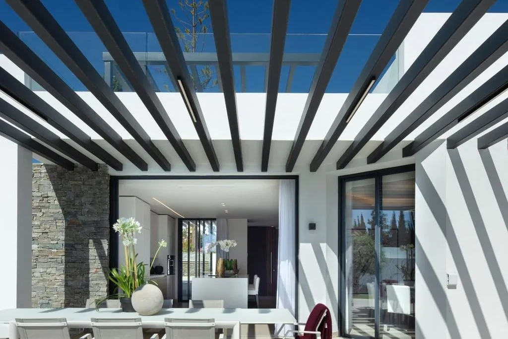 Terrace - Luxury Villa with Pool in Marbella