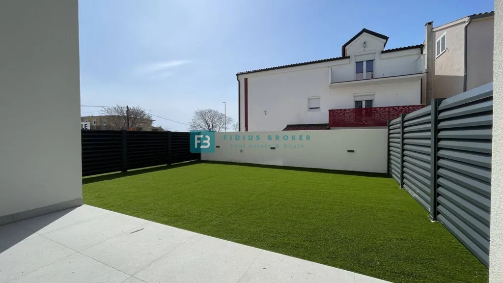 Giardino - Two-Bedroom Apartment with Garden in Vodice