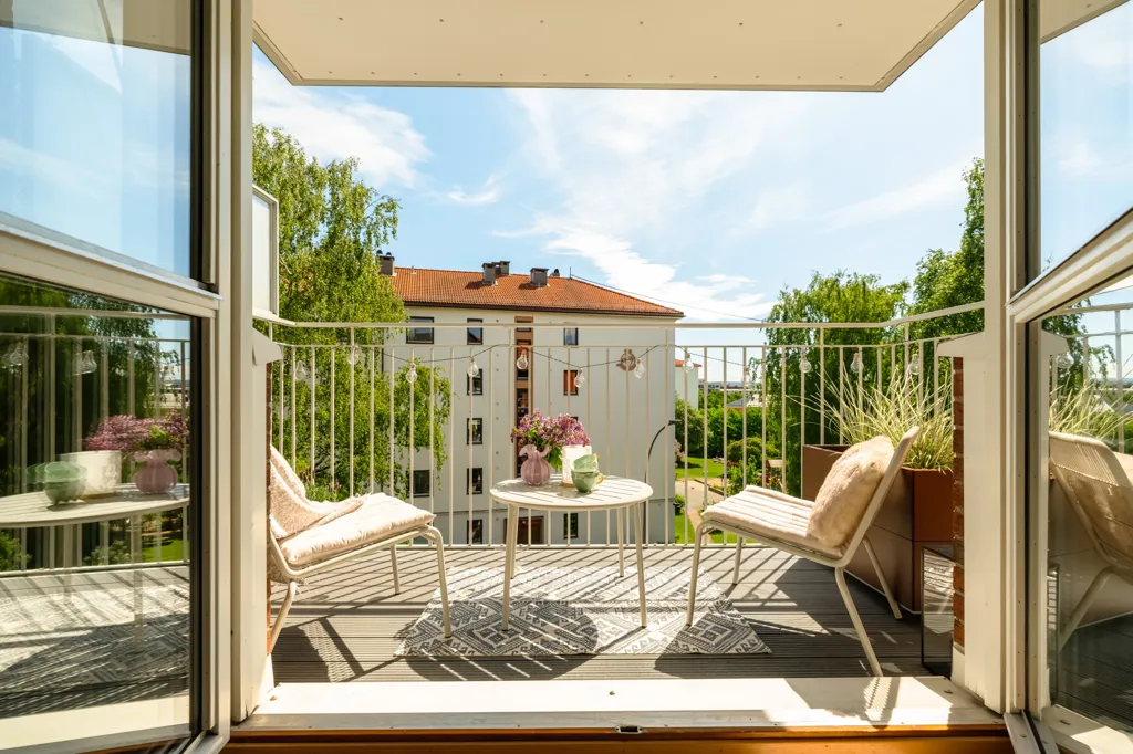 Rõdu - 2-Bedroom Apartment with Balcony in Oslo