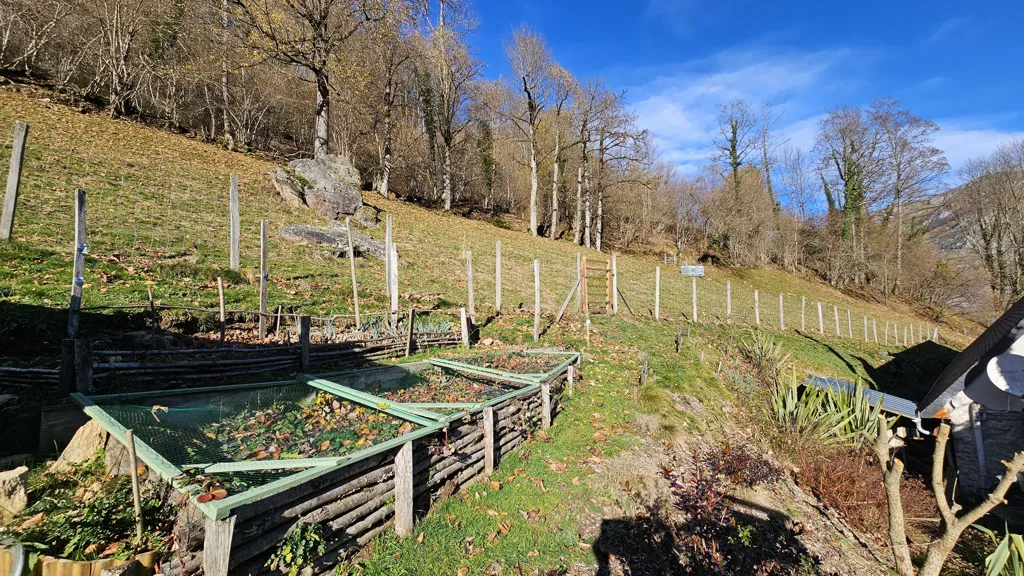 Jardin - Maison en Pierre avec Vue Montagne en Vallée de Campan