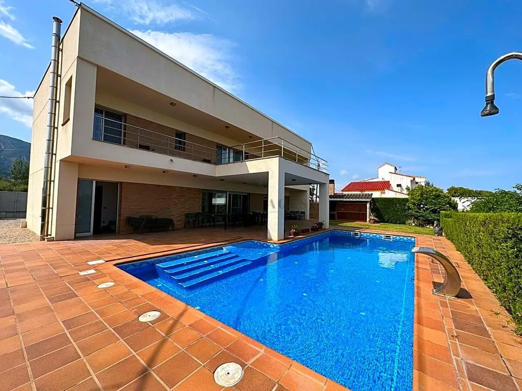 Piscine - Luxury Villa with Sea View in Alcanar