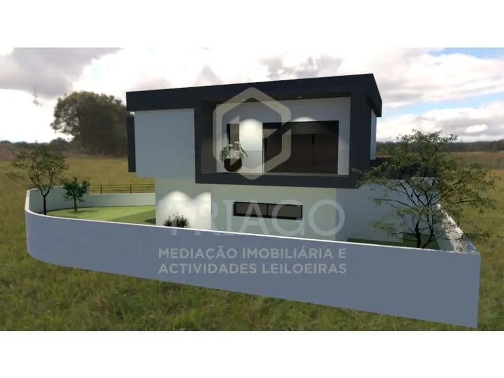 Modern House with Pool in Samora Correia