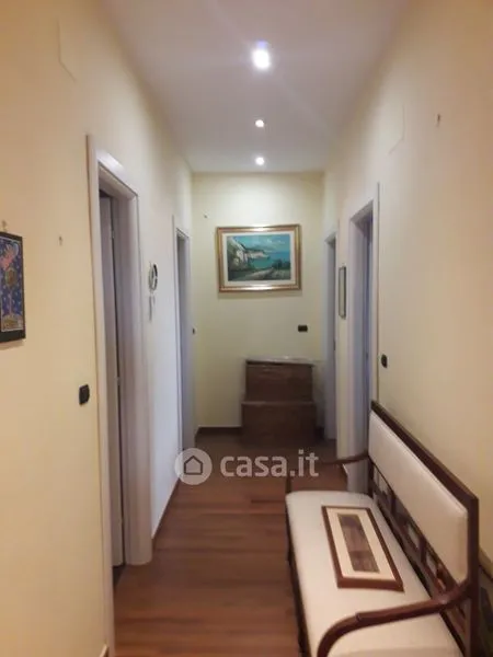 Esik - Independent Villa with Balcony in Summonte Centre