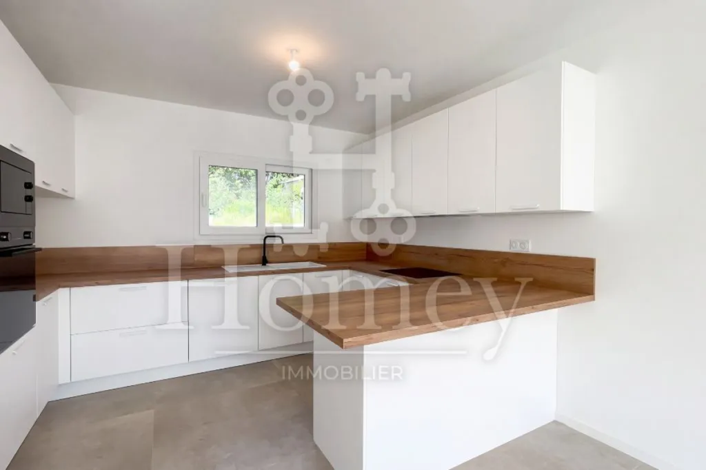 Cucina - New House with Panoramic View in Echenevex
