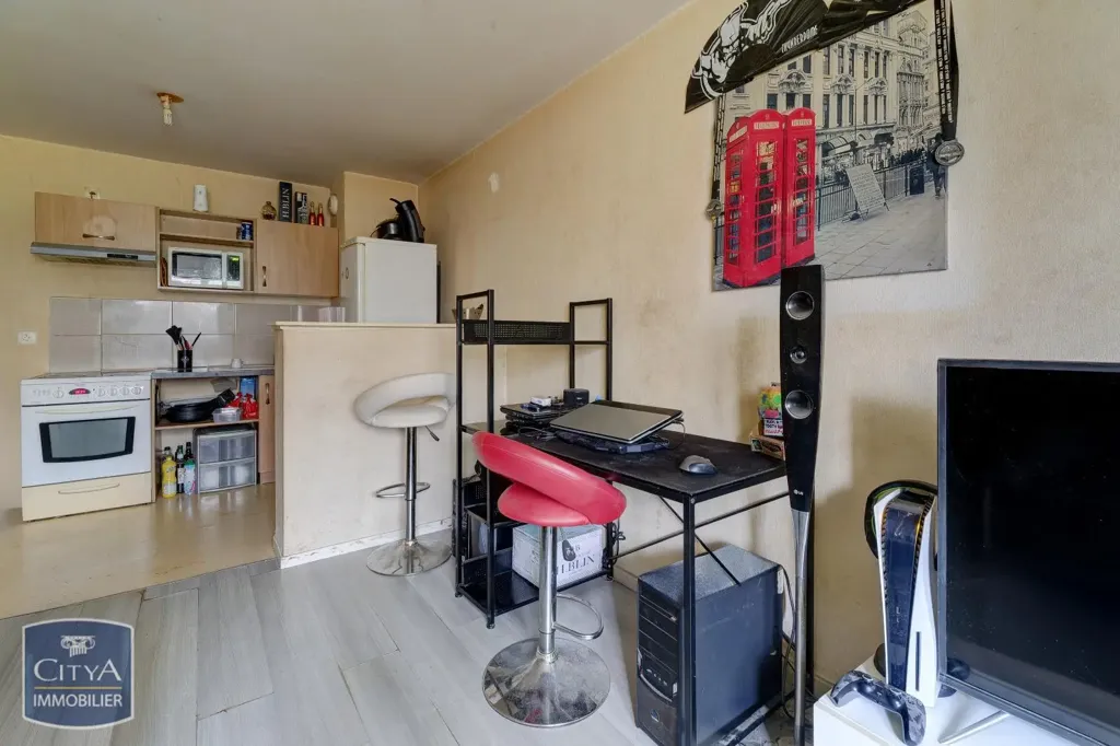 Cucina - Two-Bedroom Flat in Épernay