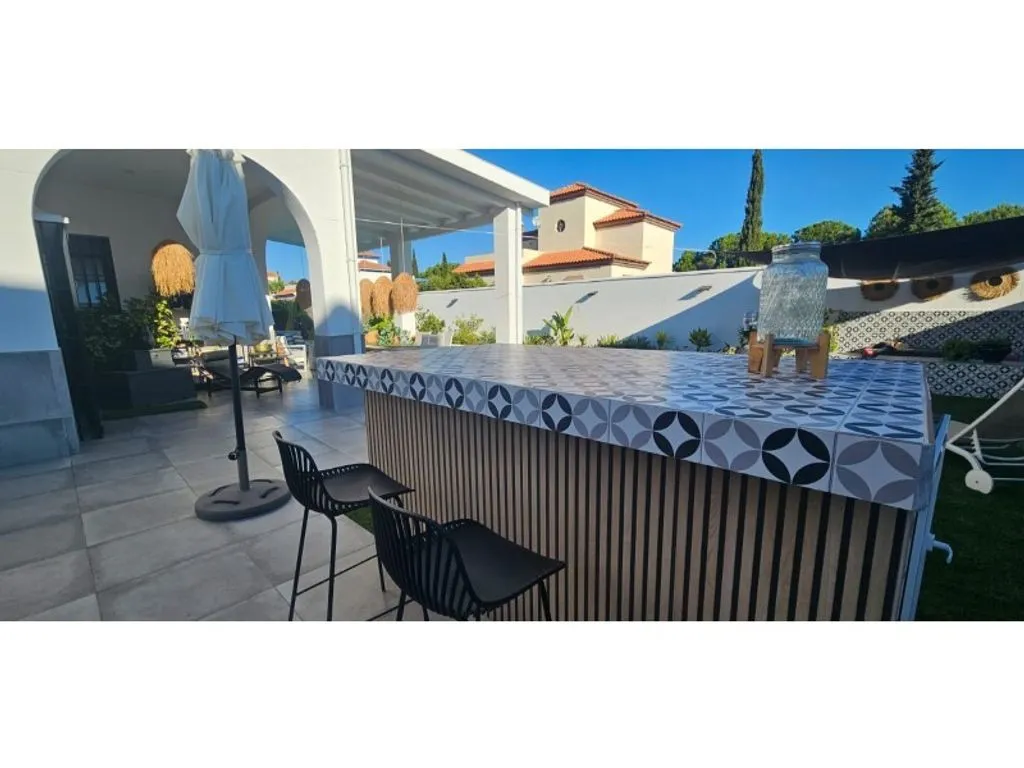Terrass - Luxury Villa with Pool in Ayamonte, Andalusia