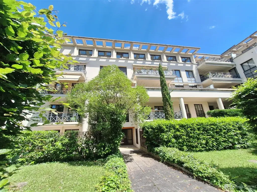 Jardin - Appartement avec Piscine à Chamalières