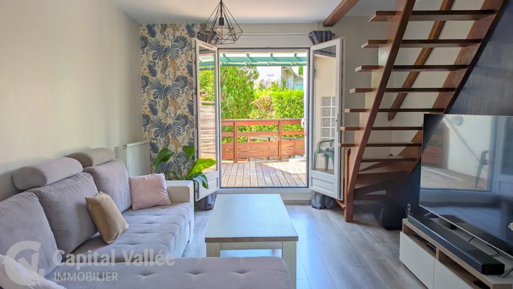 Séjour - Pavillon avec Terrasse et Jardin à Bures-sur-Yvette
