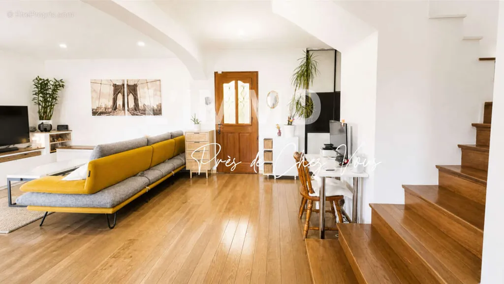 Maison 5 pièces à Marseille-11e