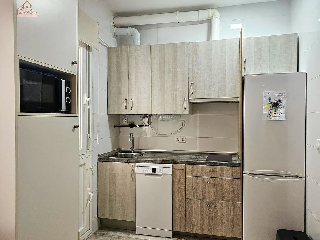 Köök - Furnished Flat with AC in Malasaña, Madrid