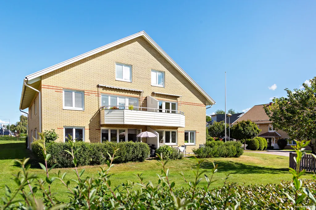 Välivaade - Bright Apartment with Garden in Rävlanda