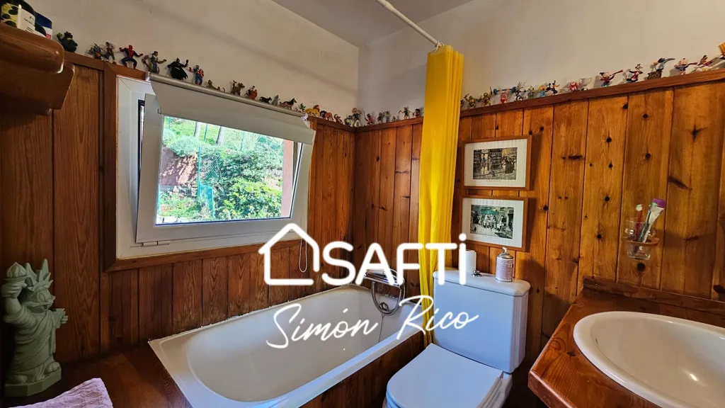 Salles de bain - Luxury Villa with Mountain Views in Cervelló