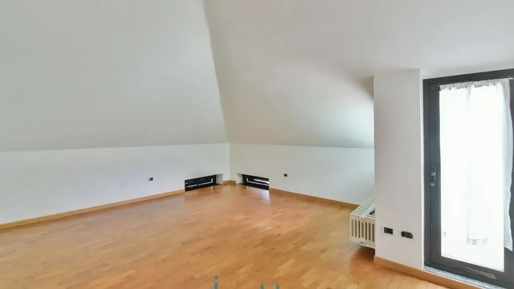 Toad - Semi-detached House with Garden in Giussano