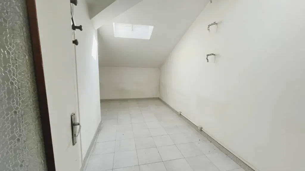 Hallway - Multi-family Villa with Courtyard in Carpi