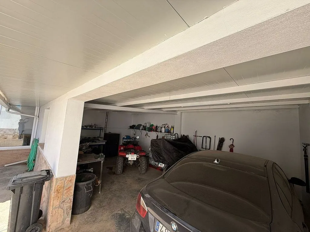 garage