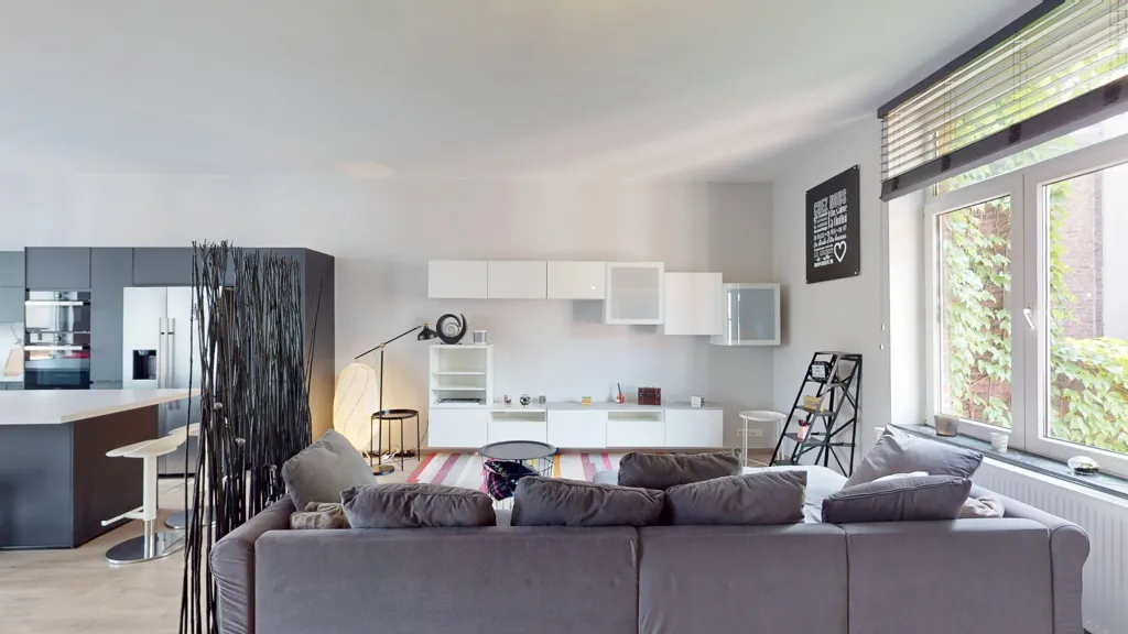 Elutuba - Spacious Centre-Location Apartment in Liège