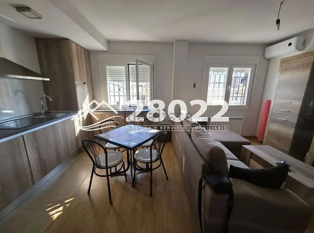 Dining Room - 1-Bedroom Apartment with Pool in Torrijos
