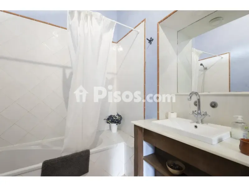 Salles de bain - Rustic Finca with Ocean Views in Boquín