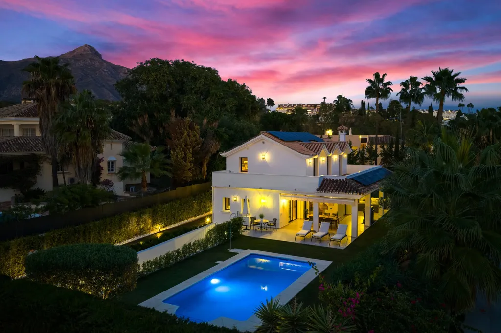 Extérieur - Luxury Villa with Pool in Nueva Andalucía