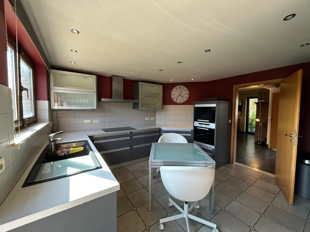 Kitchen - Spacious House with Garden in Oud-Heverlee