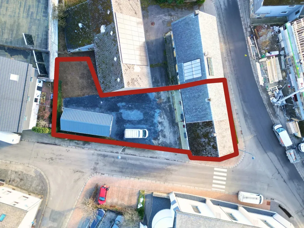 Maison à Trois Façades avec Potentiel d'Aménagement à Elsenborn
