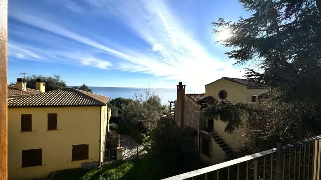 Balcone - Seafront Bilocale with Terrace in Baunei