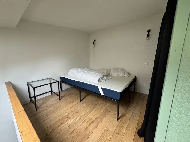 Chambres - Duplex Meublé avec Cuisine Équipée à Toulouse