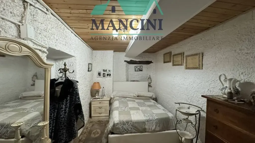 Magamistoad - Rustic Bifamiliar with Garden in Cupramontana