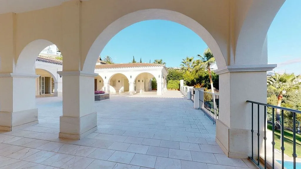 Terrazza - Luxury Villa with Sea View in Benahavís