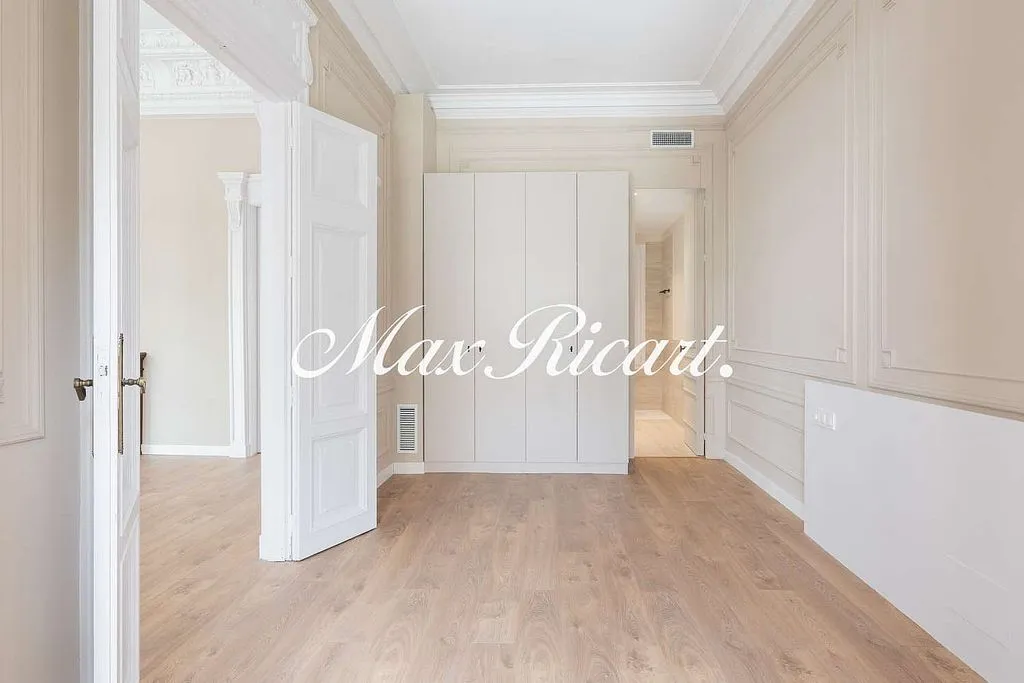 Entrée - Apartment with Balcony in La Dreta de l'Eixample