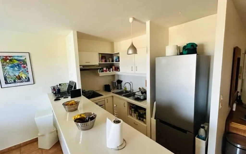 Cuisine - Duplex Meublé avec Piscine à Le Gosier