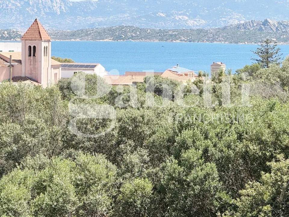 Apartment with Sea View in La Maddalena