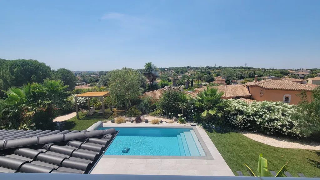 Piscine - Villa d'Architecte avec Piscine à Tourbes