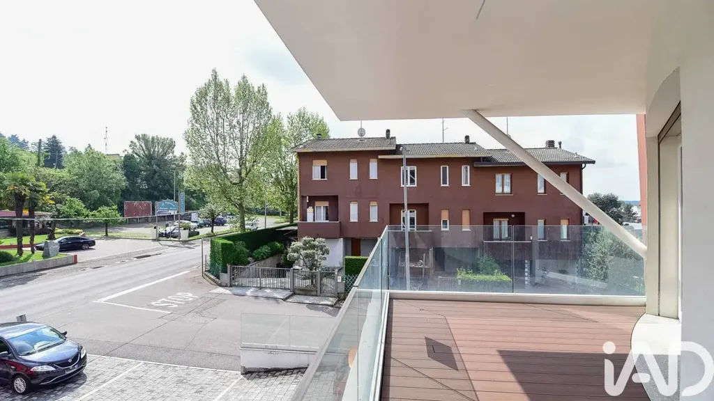 Rõdu - Newly Built Apartment with Balcony in Cantù