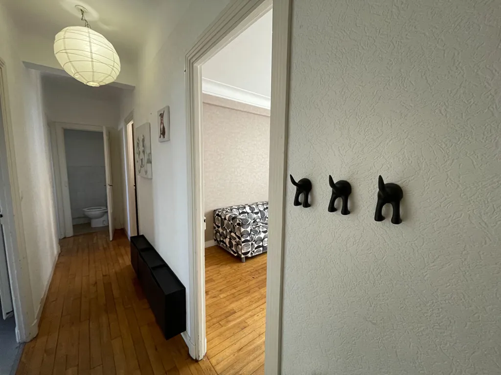 Hallway - 2-Bedroom Apartment with South-West View in Brest