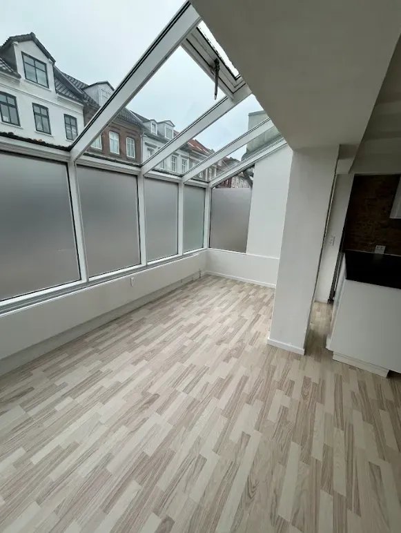 Pièces - Renovated 3-Bed Flat with Balcony in Kolding Centre