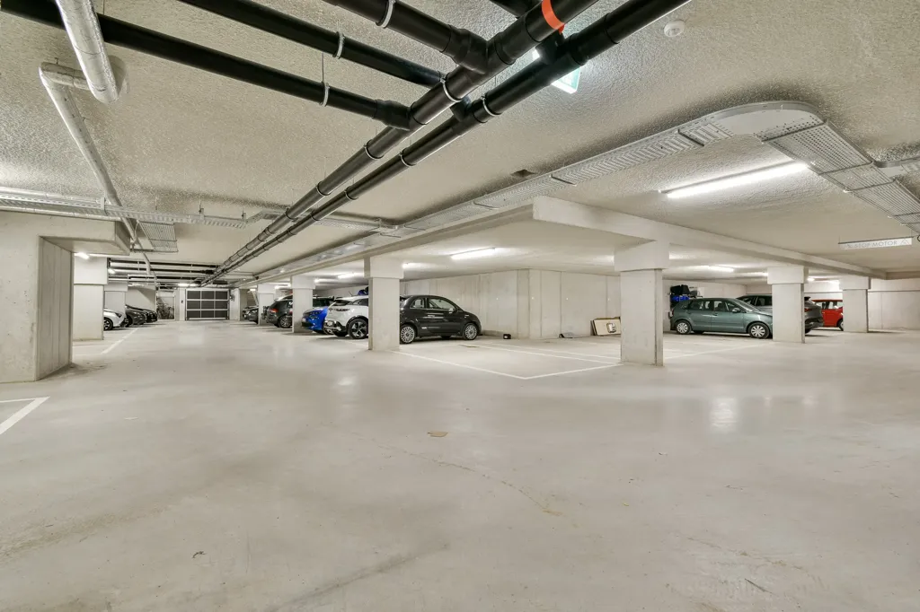 Garage - Modern Apartment with Balcony in IJburg