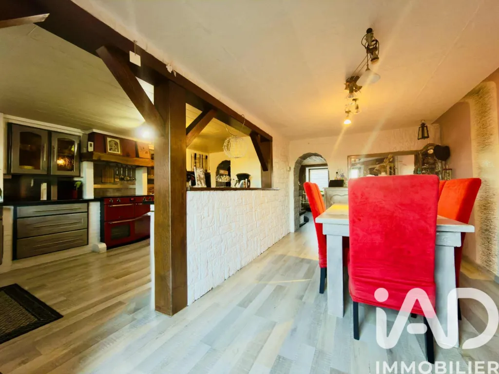 Salle à manger - Maison de Village avec Jardin à Bining