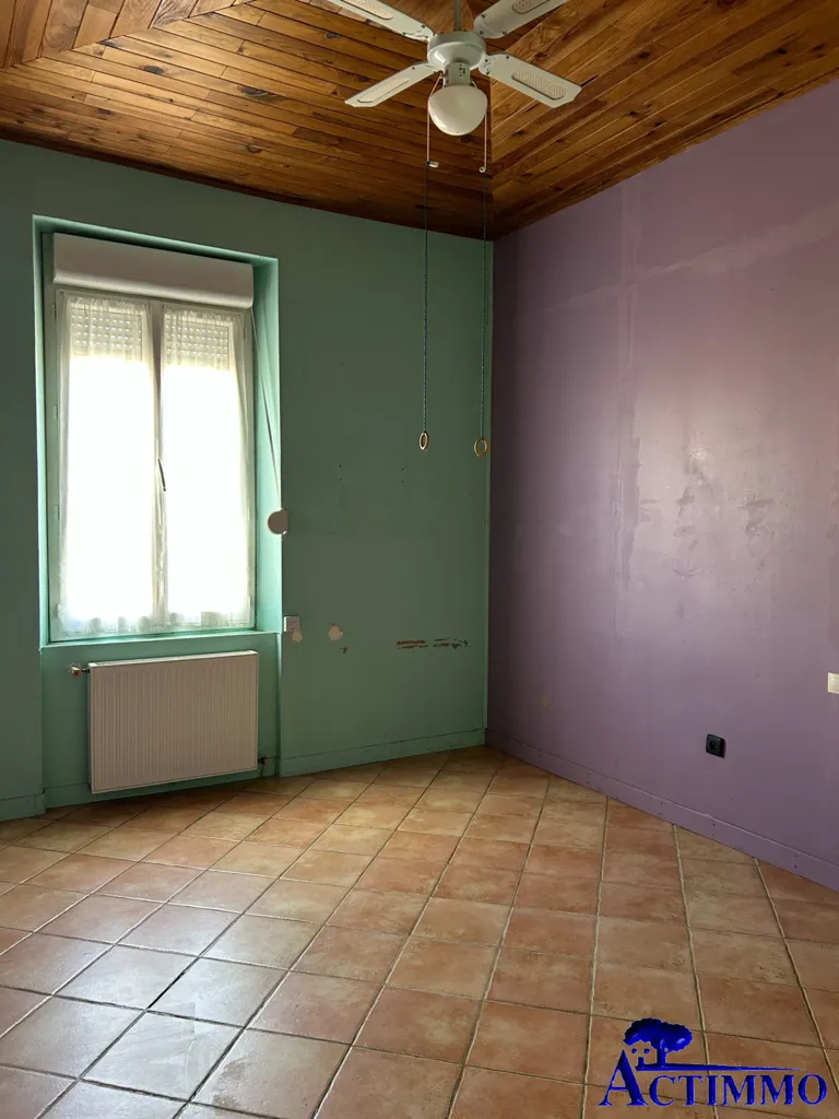 Pièces - Maison 6 pièces avec cour à Joigny