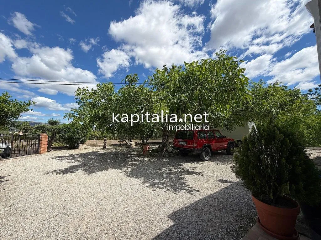 Välivaade - Chalet with Garden and Garage in Ontinyent