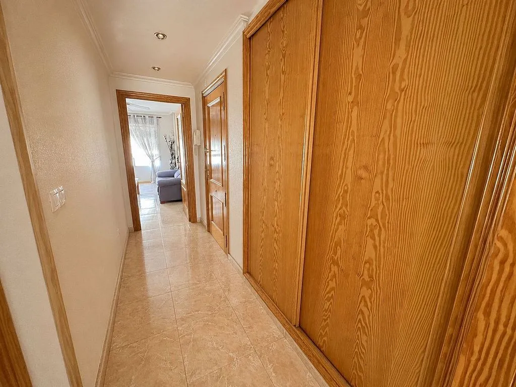 Entrée - Apartment with Balcony in María Cristina