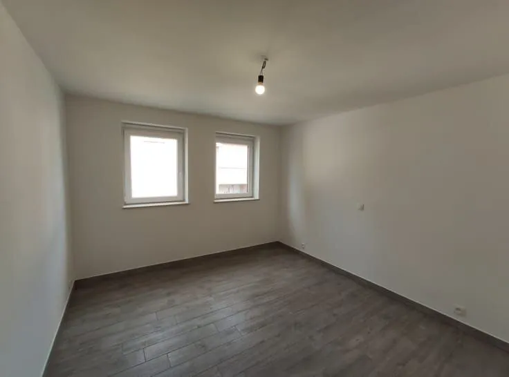 1 magamistoaga korter asukohas Beauraing