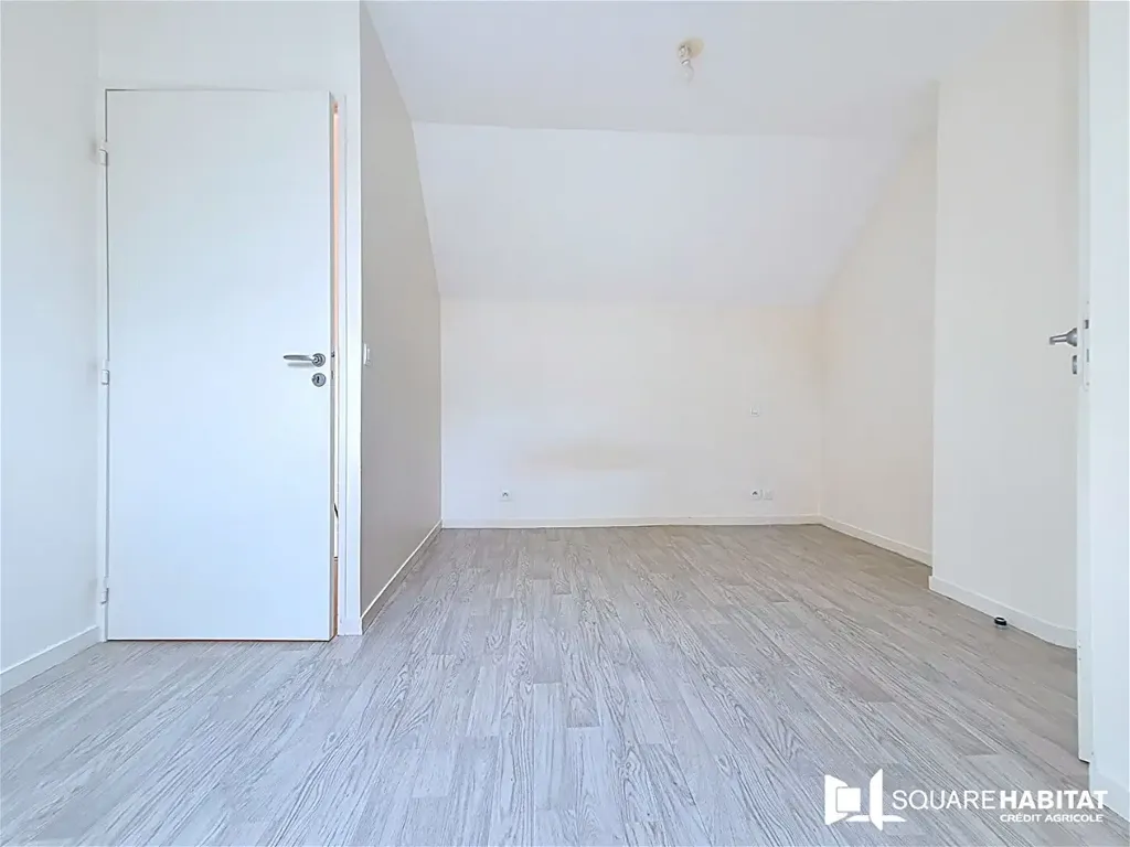 Appartement 2 pièces à Ambon