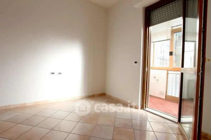Rooms - Rearranged Apartment with Balcony in Grosseto